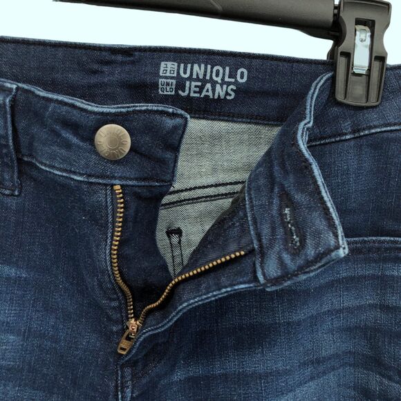 Uniqlo Jeans Womens 26 x 33 Straight Leg Stretch Slim Fit Blue Denim Dark Wash - Picture 2 of 8